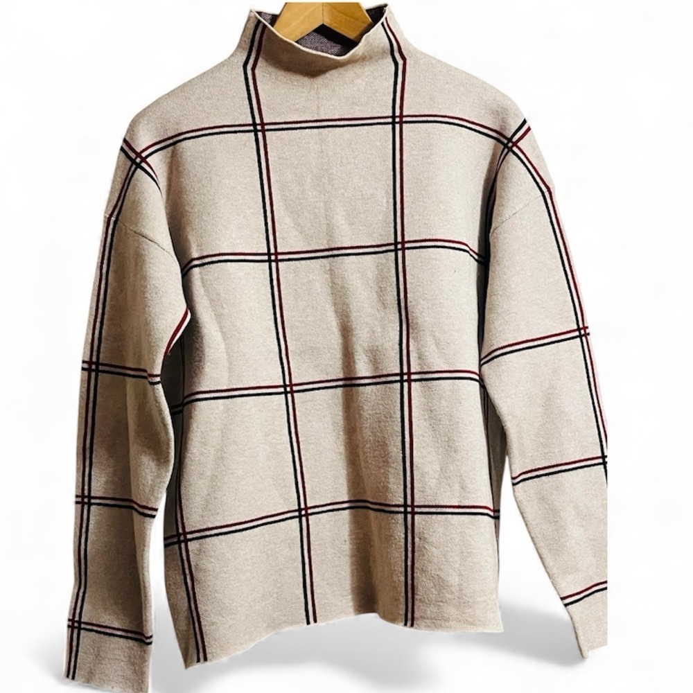 Tahari Beige Plaid Sweater with Red and Black Accents Sz L Women